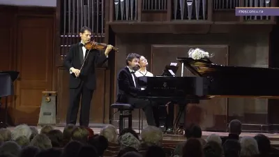 W. A. Mozart — Willi Burmester. Menuet in D Major