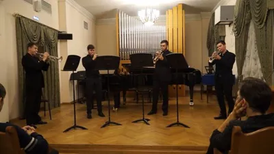 Vasilevsky. "Variations in the flamenco style"