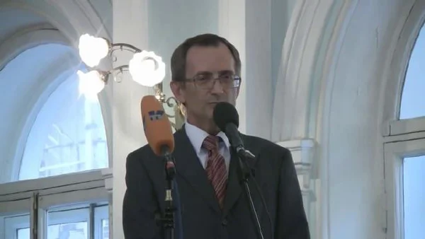 N. V. Levichev Is Speaking at the Ceremonial Meeting on 1 September 2010