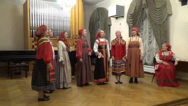 A fragment of the Russian folklore music concert