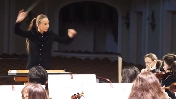 Master class of Vasily Sinaisky (fragment). Conductor – Diane Hoffmann