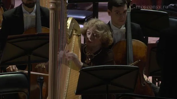 Michel Legrand. "Les Parapluies de Cherbourg" (Concert Fantasy for Harp and Orchestra)