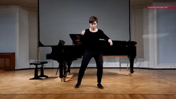 M. Benigno. <i>This Is Not A Ball</i> for body percussion, recording and a mime