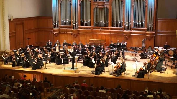 A potpourri on the themes of the wartime songs performed by the Orchestra of the Moscow Conservatory Opera Theater