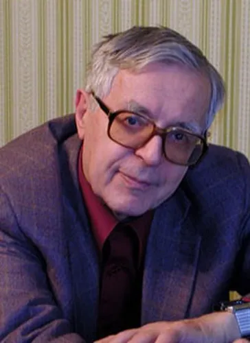 Lev Naumov