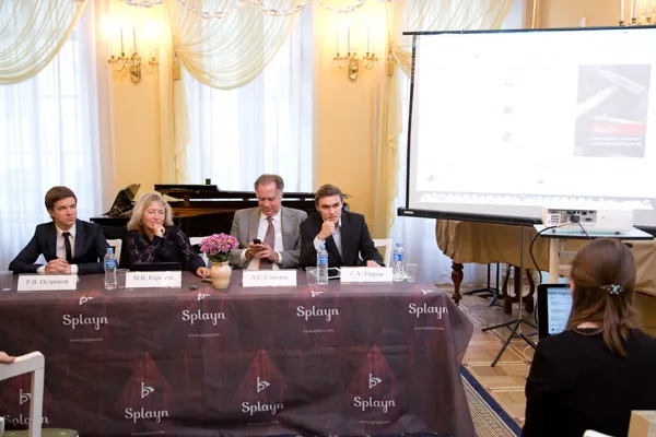 Участники презентации социальной сети для музыкантов Splayn отвечают на вопросы журналистов.