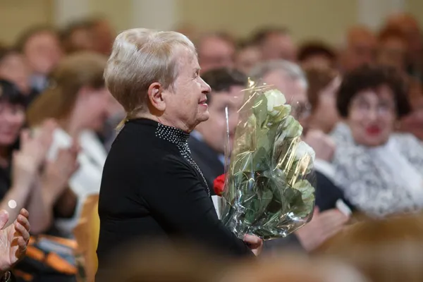  Народная артистка СССР, композитор Александра Николаевна Пахмутова.