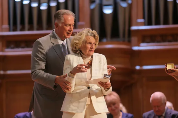 Серебряным нагрудным знаком отличия «За служение Московской консерватории» награждается Наталия Александровна Симакова.