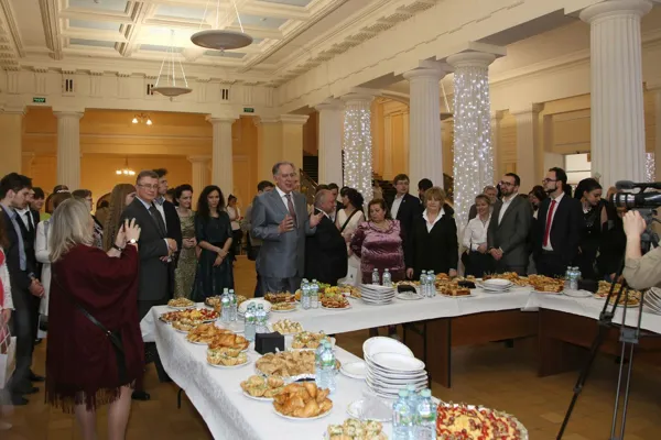 148-й выпуск Московской консерватории. На праздничном фуршете.