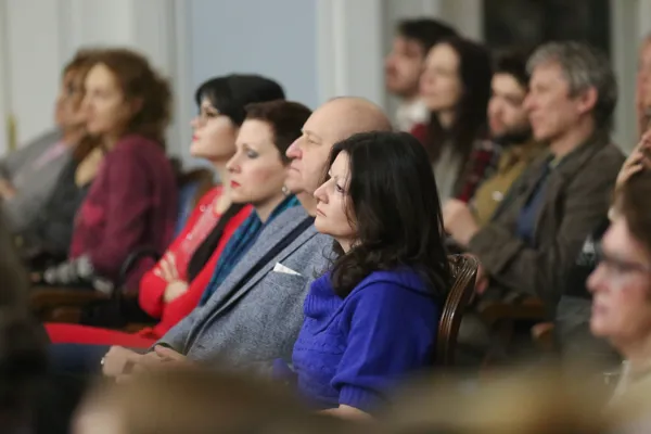 Во время исполнения комической оперы «Мавра».