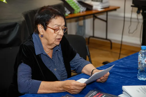 Галина Владимировна Григорьева, доктор искусствоведения,  профессор кафедры теории музыки Московской консерватории выступает с докладом «"Силуэты" Э. Денисова в аспектах авангарда»