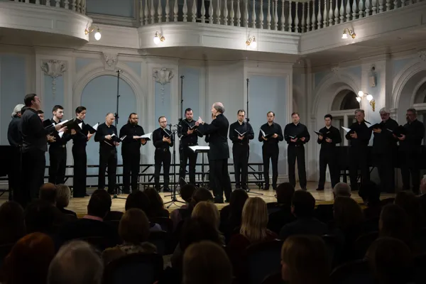 С. Рахманинов. Концерт для хора «В молитвах неусыпающую Богородицу» (переложение для мужского хора Г. Печёнкина). Исполняет Московский мужской камерный хор «Кастальский», дирижёр Алексей Рудневский