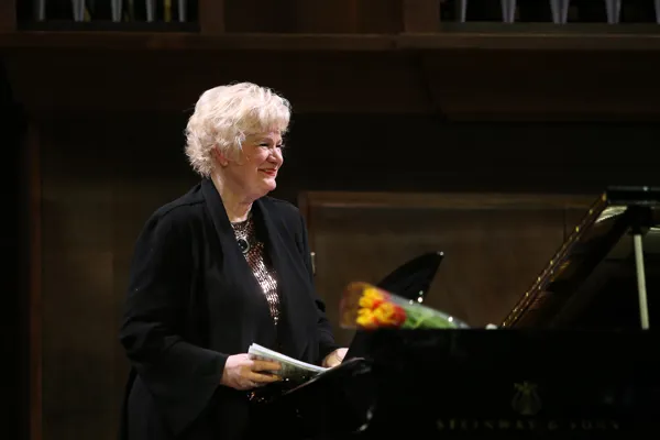 Елена Савельева (фортепиано)