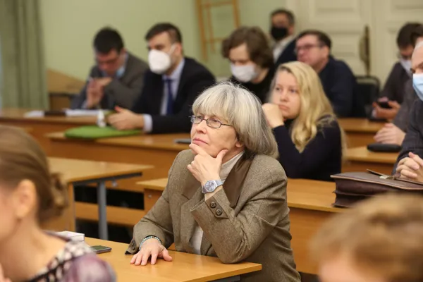 Награждение преподавателей Научно-композиторского факультета, приуроченное к 155-летию Московской консерватории, в 21 классе Первого учебного корпуса