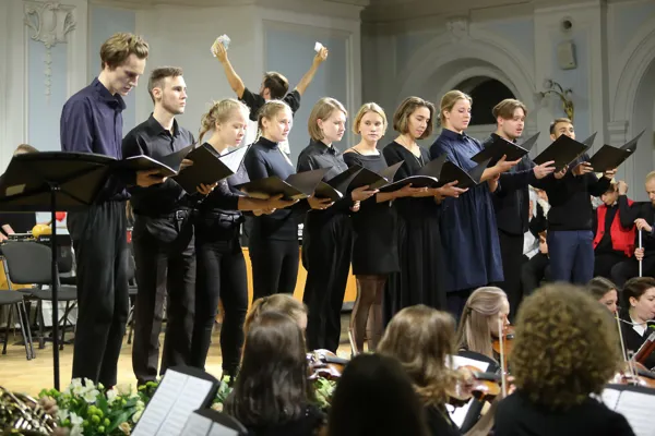 Хор «Otium» на сцене Рахманиновского зала