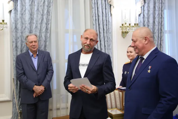 Проректор консерватории по Учебно-методическому объединению Тарасевич Николай Иванович награждается ведомственной медалью СК «За содействие» 