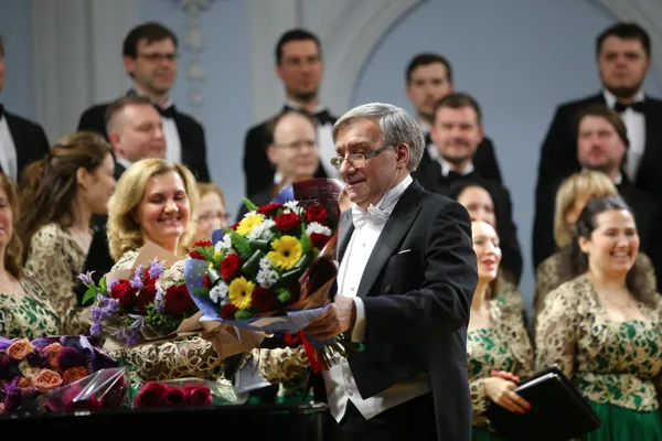 Академический большой хор «Мастера хорового пения» радио «Орфей» в Рахманиновском зале. Художественный руководитель и дирижёр — Народный артист России, профессор Лев Конторович. К 75-летию со дня рождения
