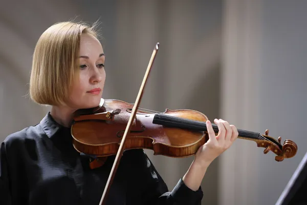 Анна Янчишина (скрипка)