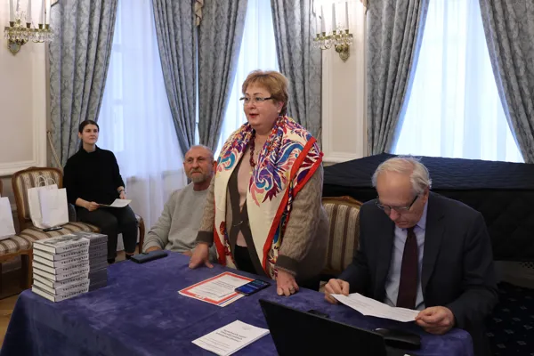 Декан Научно-композиторского факультета, доктор искусствоведения, профессор И.А. Скворцова рассказывает об истории Конкурса курсовых и о его 10-летнем юбилее
