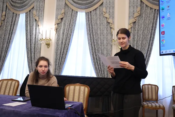 Доклад Лауреата III степени Конкурса курсовых работ музыковедов 2024 года Александры Прохоровой. Ведущая семинара – председатель СНТО А.А. Хлюпина