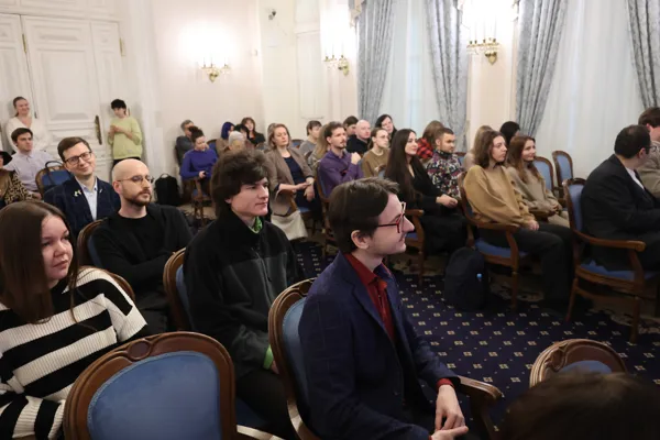 Презентация книги «Владимир Горлинский. За светом. Путешествие по ансамблю» и церемония награждения победителей III Международного музыковедческого конкурса «Музыкальная академия». Конференц-зал