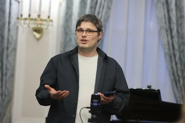 Выступает Иван Старостин (Студия Ивана Старостина)
