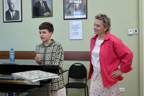 Первая Всероссийская летняя школа. Занятие в классе вокала