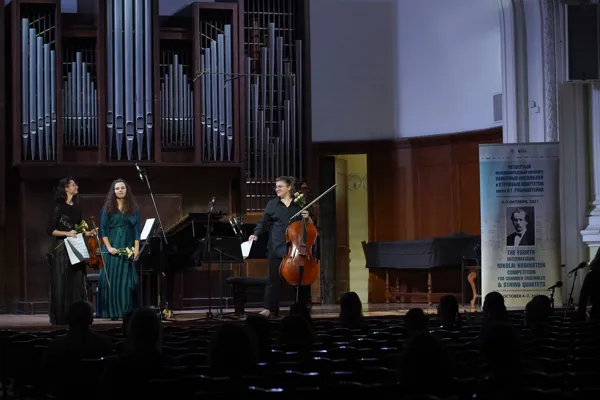 Contra-trio (Екатерина Балашова, Анна Шабалина, Вера Иофе).