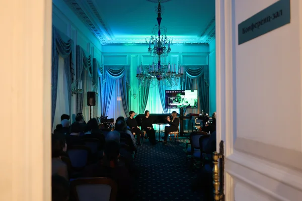 “Biomechanics. Talks” before “The Cloud Matter” concert