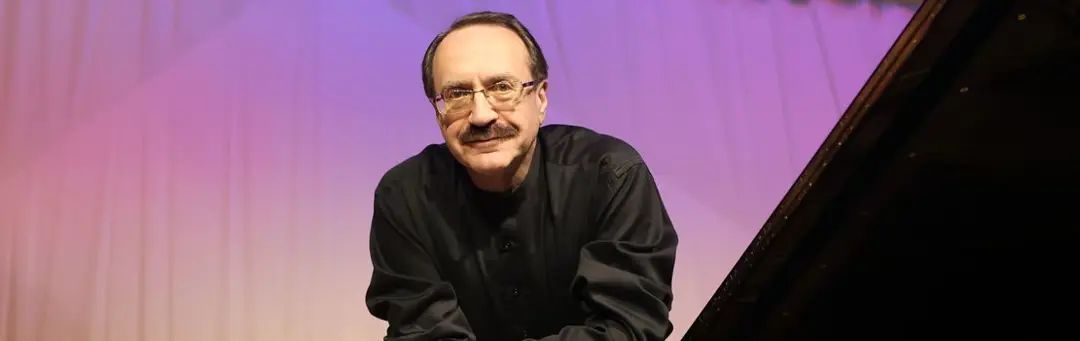 Даниил Крамер (фортепиано)